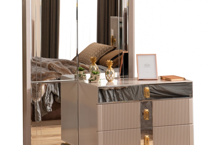 <p>ANGEL YATAK ODASI</p>
