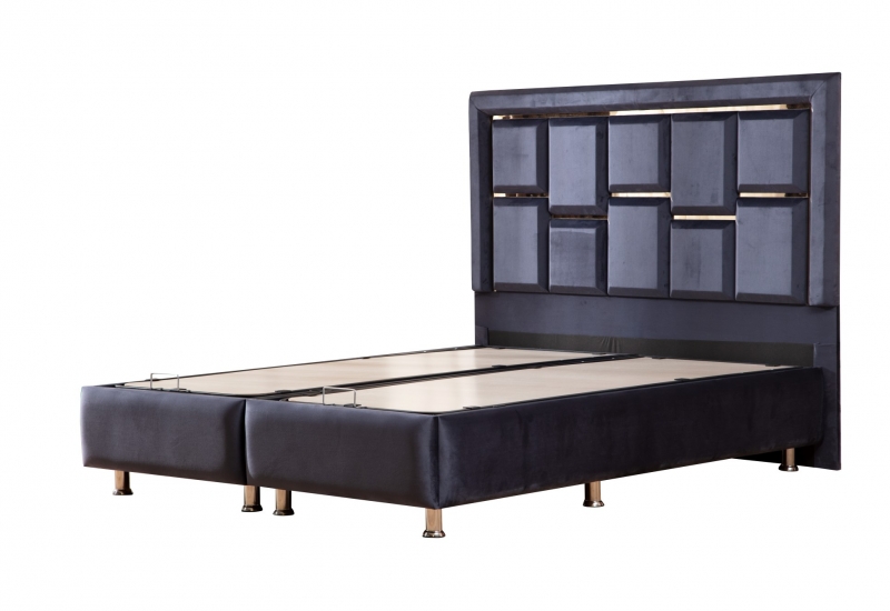 <p>ELA BAZA TAKIMI</p>
