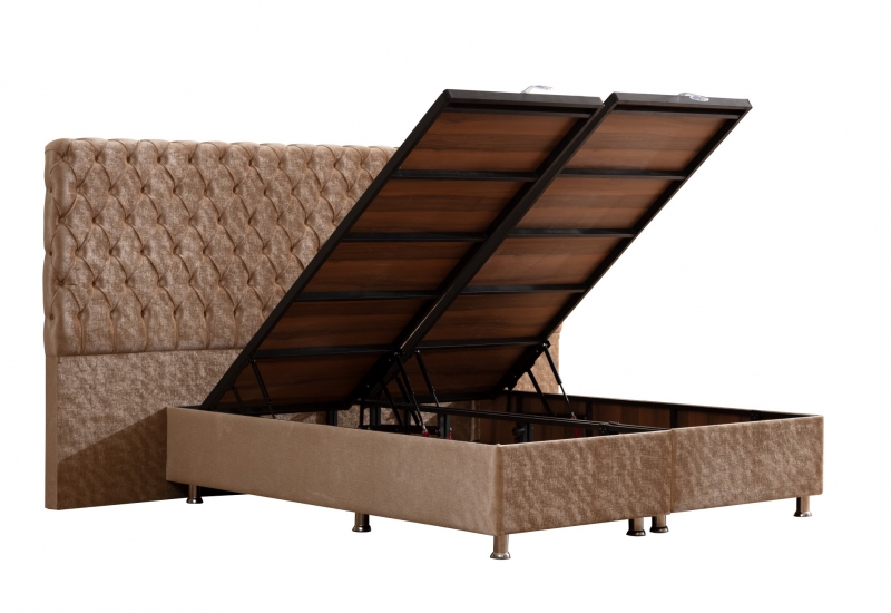 <p>SİENA BAZA TAKIMI</p>
