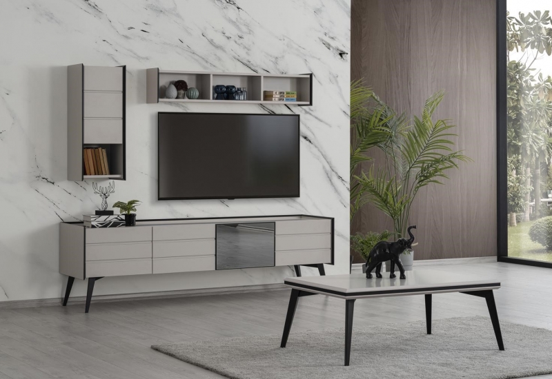 <p>MONA ORTA SEHPA</p>
