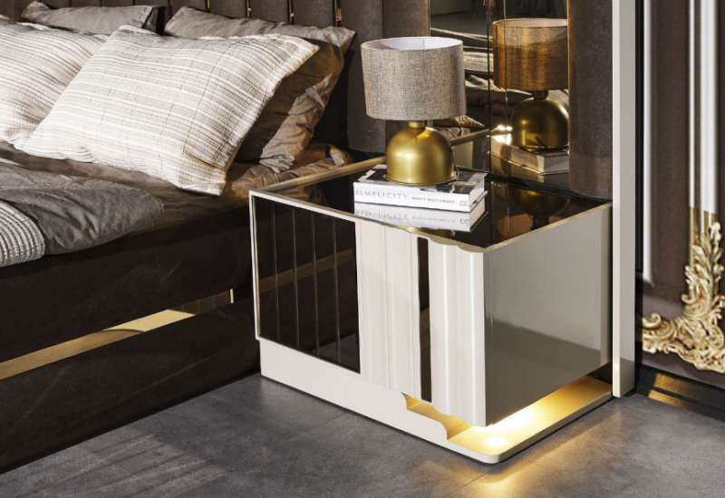 <p>ROYAL YATAK ODASI</p>
